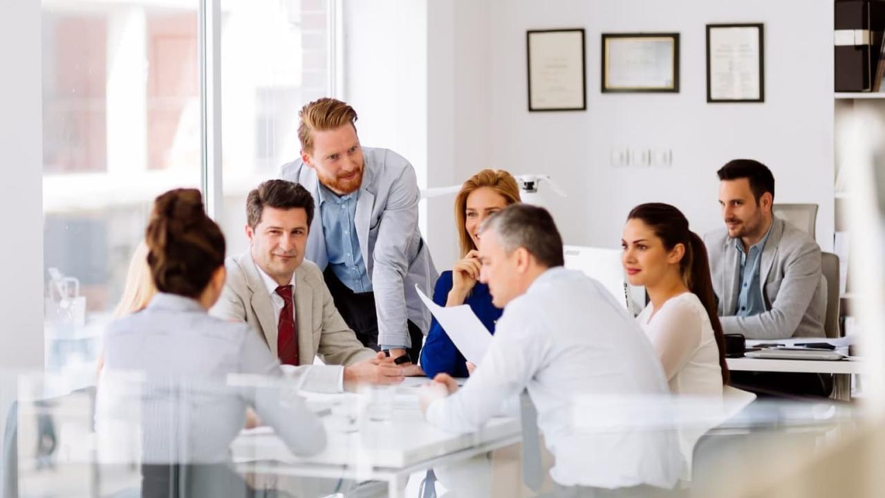 Team Decision Making Collaborative BI: Enhancing Team Decision-Making