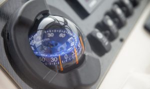 Best Marine GPS Systems for Safe and Easy Navigation