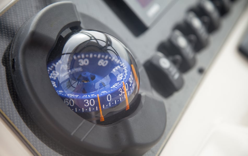 Top 5 Best Handheld Marine GPS of 2024 • The Adventure Junkies Best Marine GPS Systems for Safe and Easy Navigation