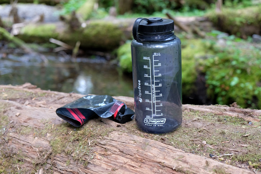 Best Water Bottles for Hiking of 2024 | Switchback Travel Best Hiking Water Bottles to Stay Hydrated