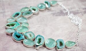 Jewelry Pieces That Add Sparkle to Casual Looks