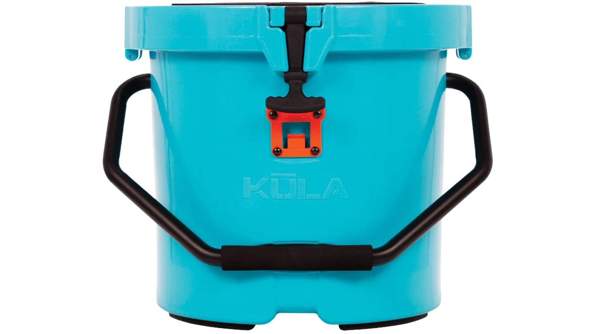 Best boat coolers: 13 top options from tote coolers to deck coolers Top Boating Coolers with Advanced Insulation