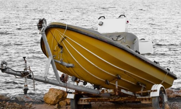 How to Select the Right Boat Trailer Tires for a Smooth Ride