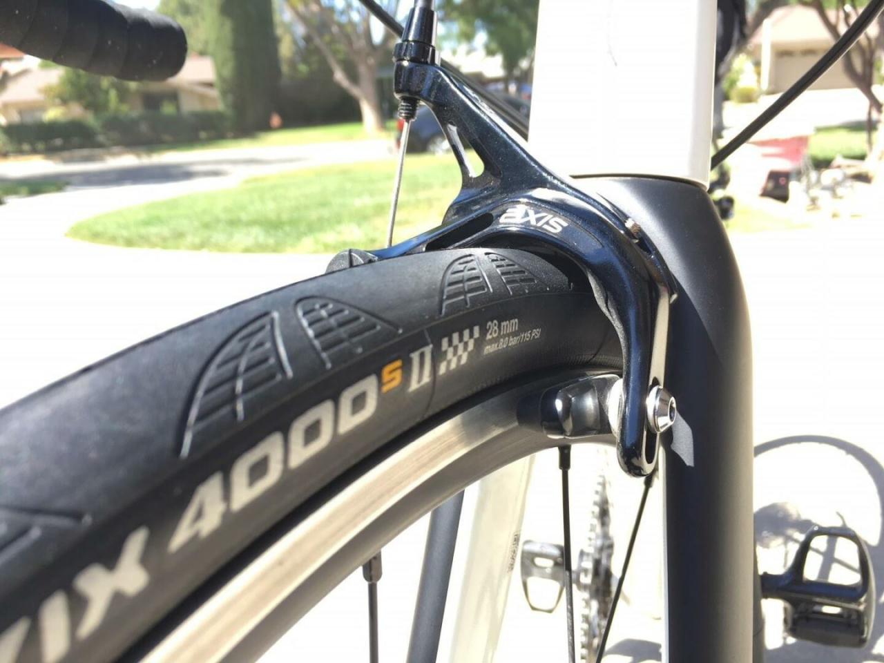 How to choose road bike tires – SIROKO CYCLING COMMUNITY How to Choose the Right Bike Tires for Your Ride