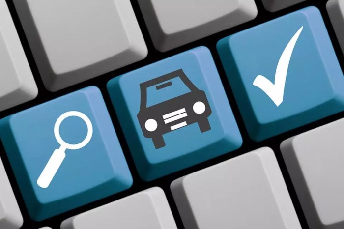Should You Buy a Car Online or In-Person? Pros and Cons