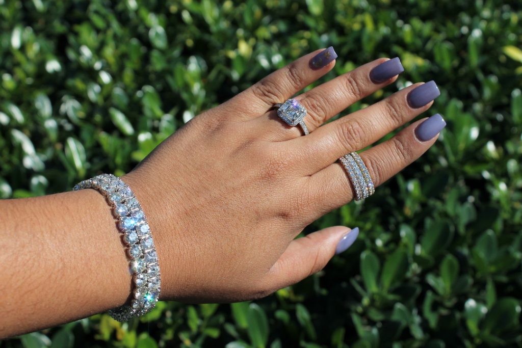 Top 5 reasons why jewelry is a great investment! Benefits of jewelry ... What Makes Jewelry a Good Investment